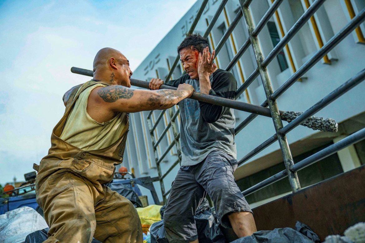 critique-the-furious-cloneweb